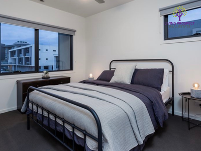 18 Paradise Parade, Point Cook