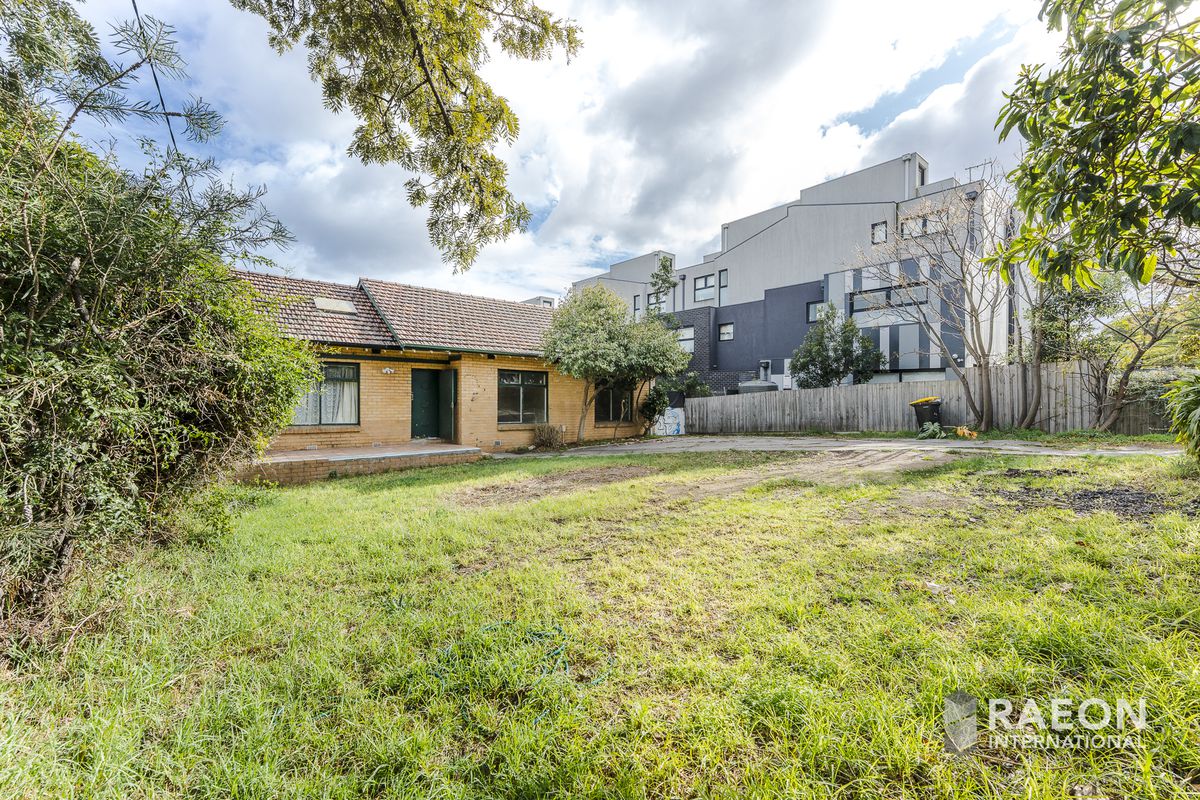 648 Warrigal Rd, Malvern East