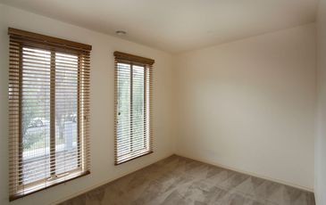 1 / 14 McNabb Street, Berwick