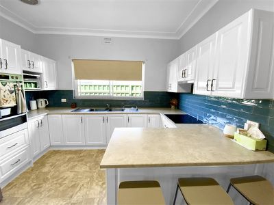 4 Bartley Street, Forbes