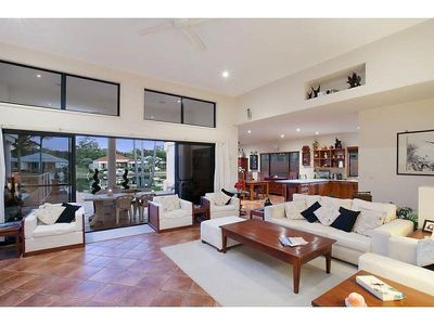 15 Topsails Place, Noosa Waters