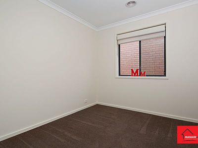 5 Rag Holmes Street, Macgregor
