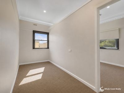 2 Tilba Street, Narooma