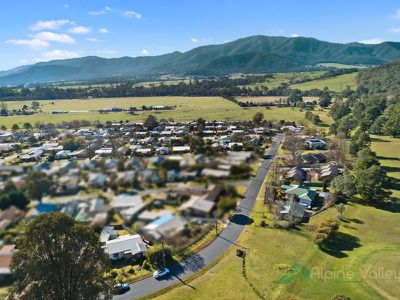 26 Fairway Avenue , Mount Beauty
