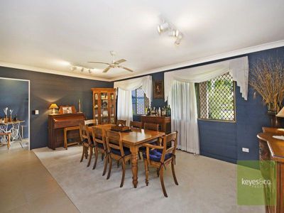 6 Zinnia Court, Annandale