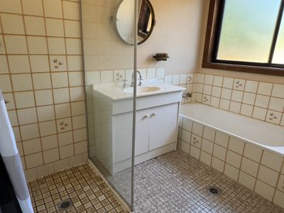 64 Clifton Boulevard, Griffith