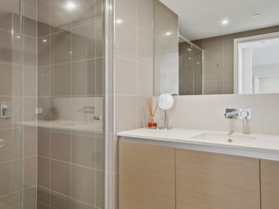 1806 / 96 Bow River Crescent, Burswood