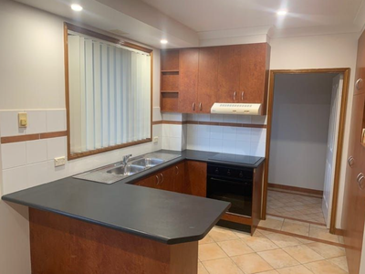 4 / 120 Green Valley Road, Green Valley