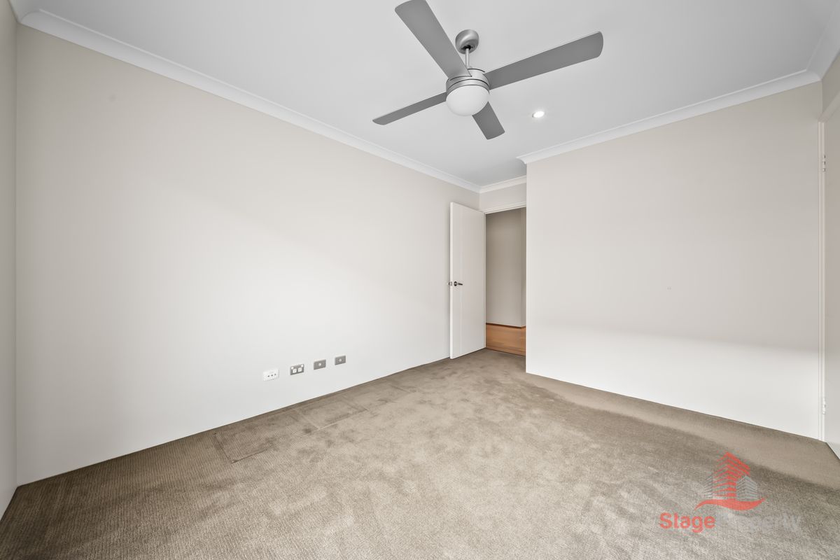 18 Blossom Chase, Aubin Grove