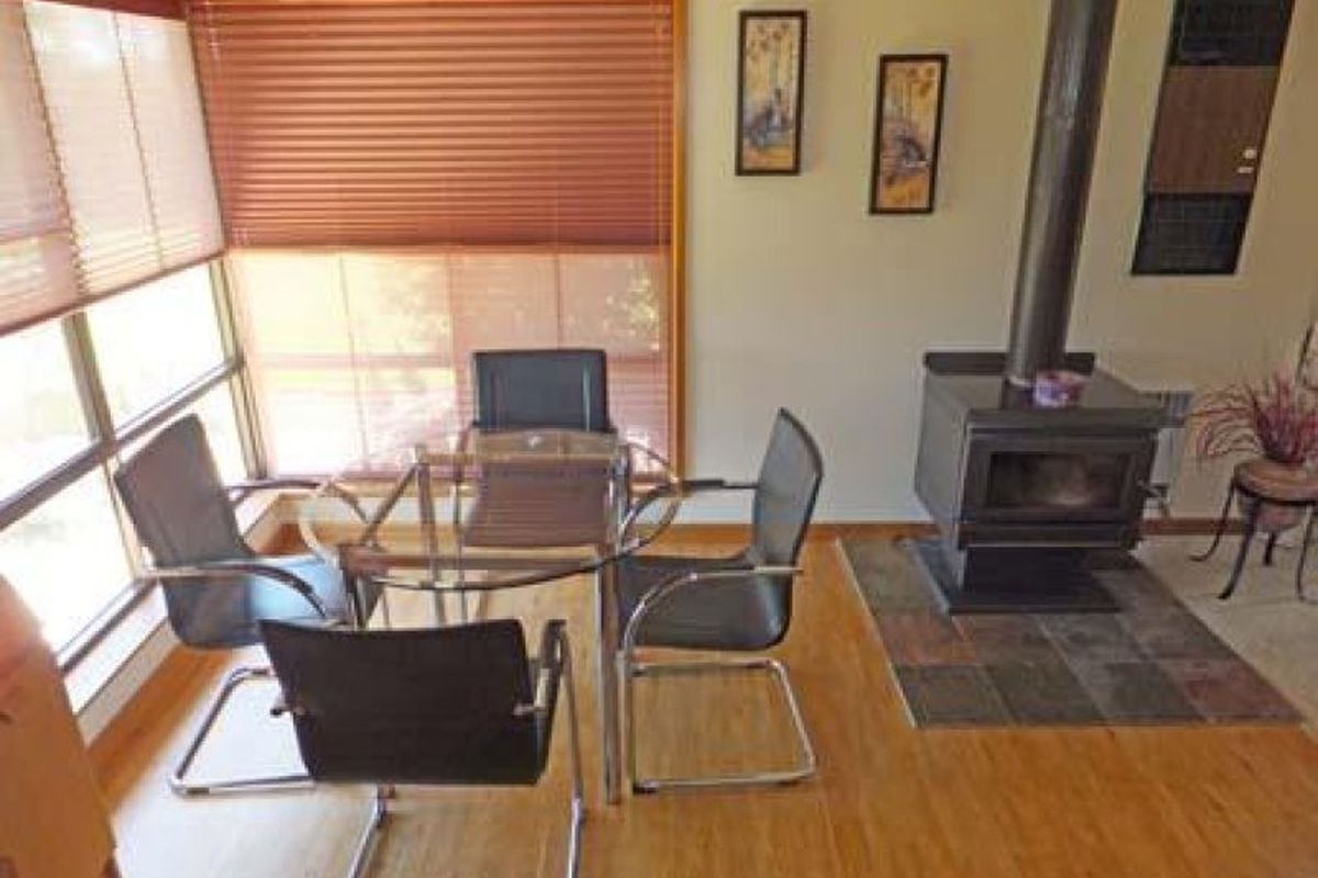 720 White Road, Girgarre