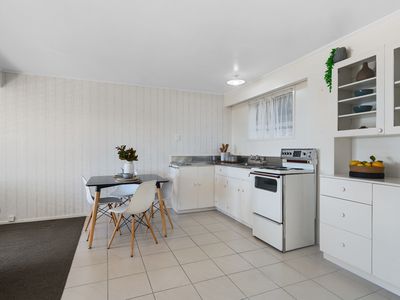 78 Arapiki Road, Stoke