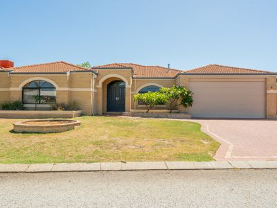 12 Connaught Gardens, Canning Vale