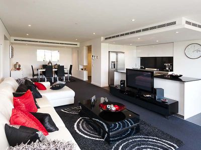 203 / 96 Bow River , Burswood