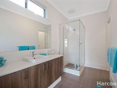 27 Lookout Drive, Yanchep