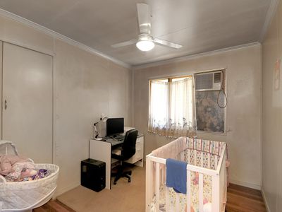 25 Peacock Street, One Mile