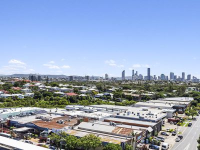 30808 / 300 Old Cleveland Road, Coorparoo