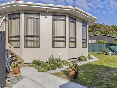 24 Scott Avenue, Otaki Beach