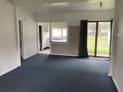 8 Lakeview Parade, Primbee
