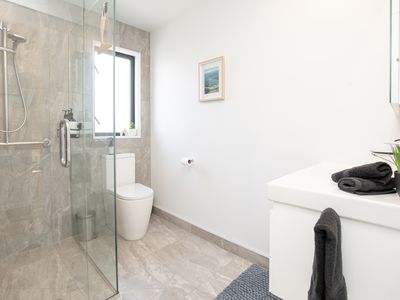 2 / 116 Champion Street, Edgeware