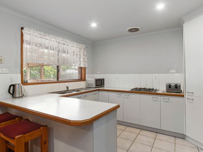 10 Stable Grove, Skye