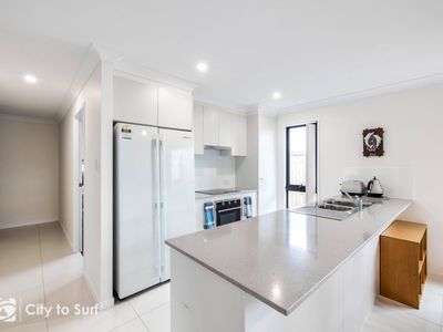 37 Killara Boulevard, Logan Reserve