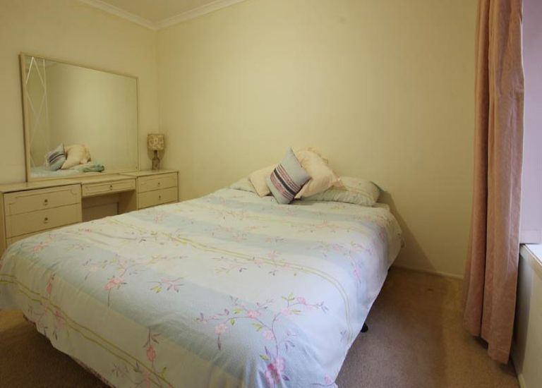 8 Cadna Street, Hallett Cove