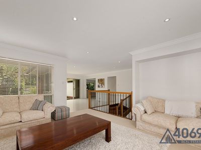 9 / 157 Brookfield Road, Kenmore Hills