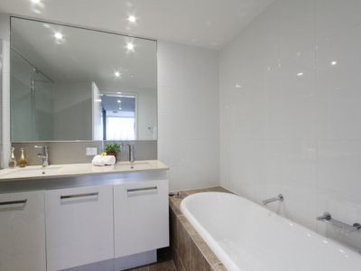 1203 / 30 The Circus, Burswood