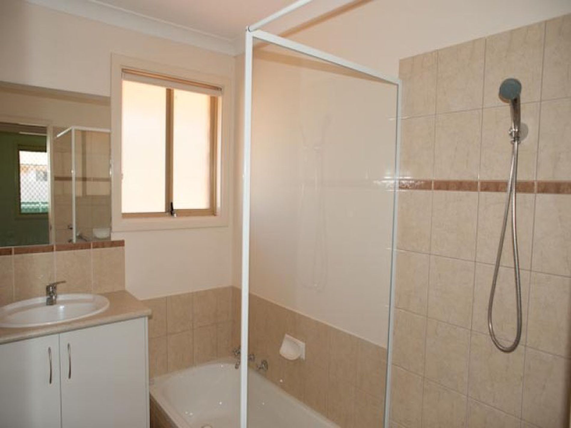 12 Watts Close, Boulder