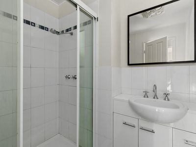 11 HOWE STREET, Seymour