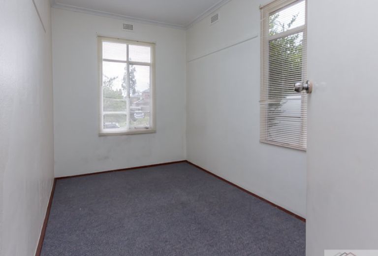 2 Woolert Street, Ashwood