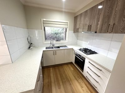 2 / 6 Borlase Street, Yallambie