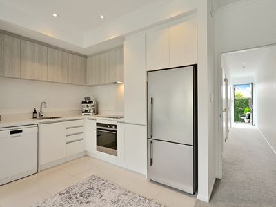 98 Squadron Drive, Hobsonville