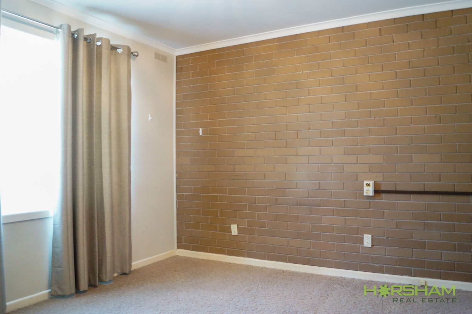 3 / 7 Roberts Avenue, Horsham