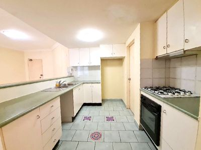 9 / 8 Fifth Avenue, Blacktown