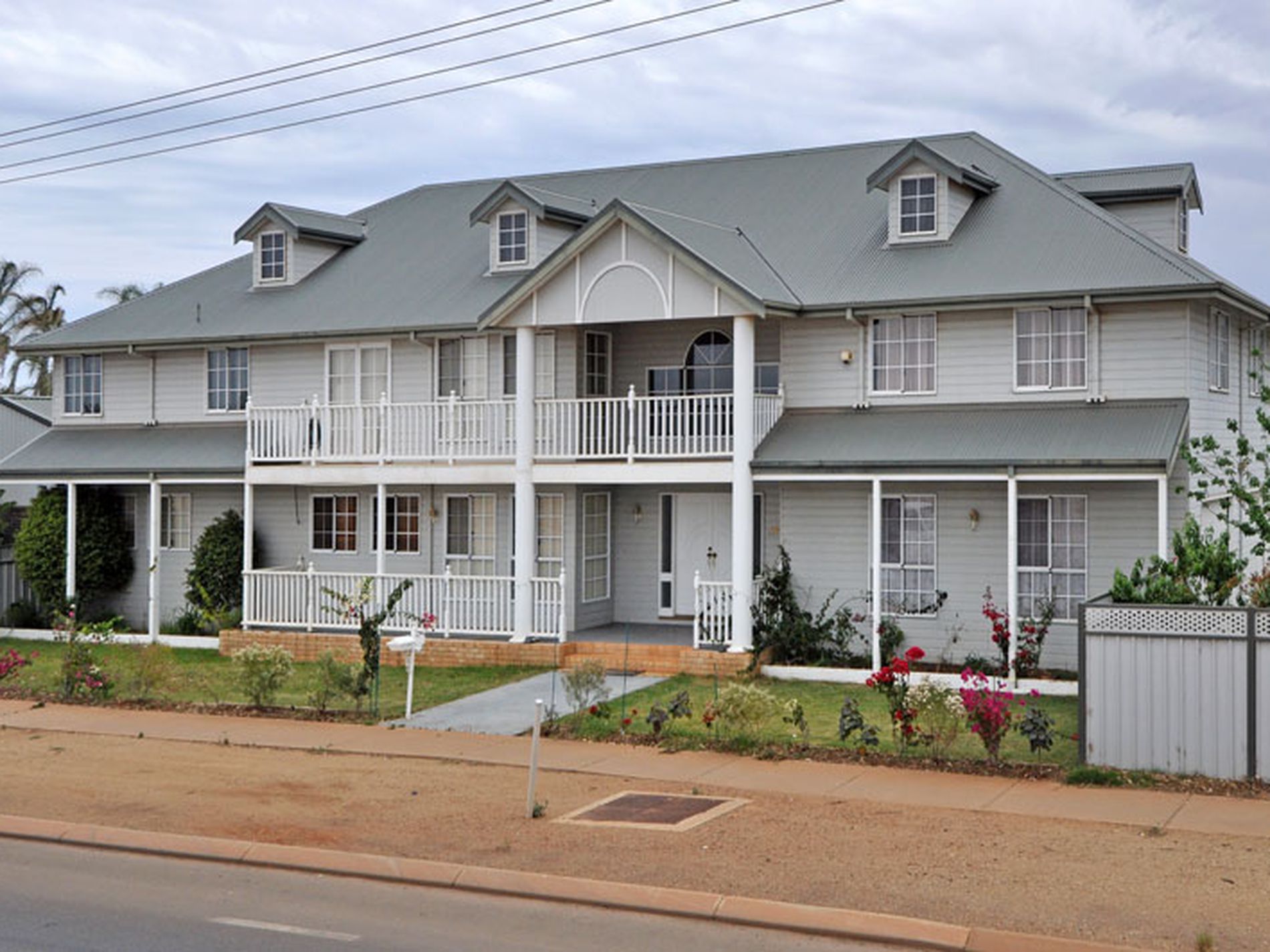 26 Great Eastern Highway, Somerville