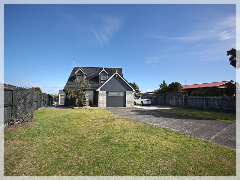 24 Thomas Place, Foxton Beach