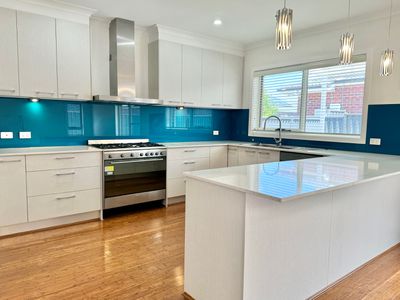 1167 Ison Road, Manor Lakes