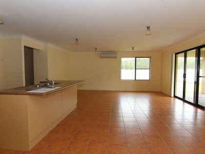 37 Wamara Crescent, Forster