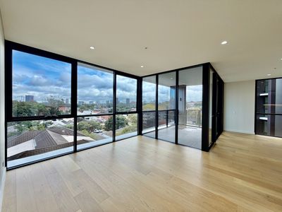 502 / 137 Anzac Parade, Kensington