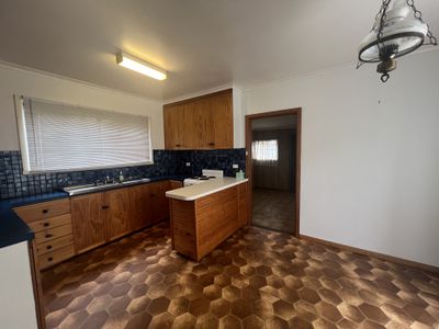 12 George Street, Horsham