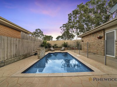 42 Plowman Court, Epping