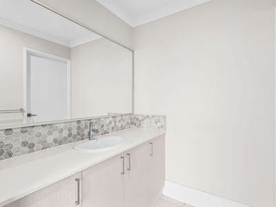 57 Keehner Entrance, Martin