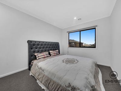 1 Alabaster Street, Clyde North