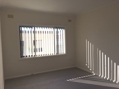 2 / 163 Windang Road, Windang