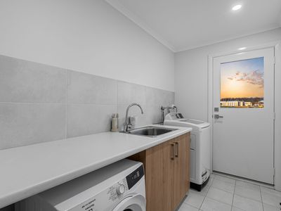254 Guernsey Rise, Chittering