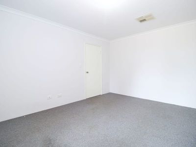 1 Ballaballa Close , Baldivis