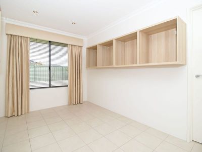 22 Searchers Crescent , Baldivis