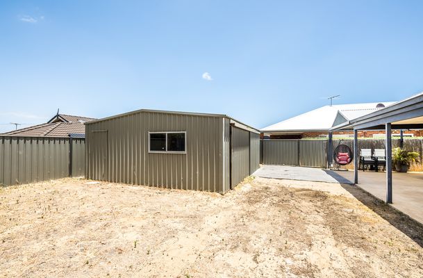 1 Kookynie Loop , Baldivis