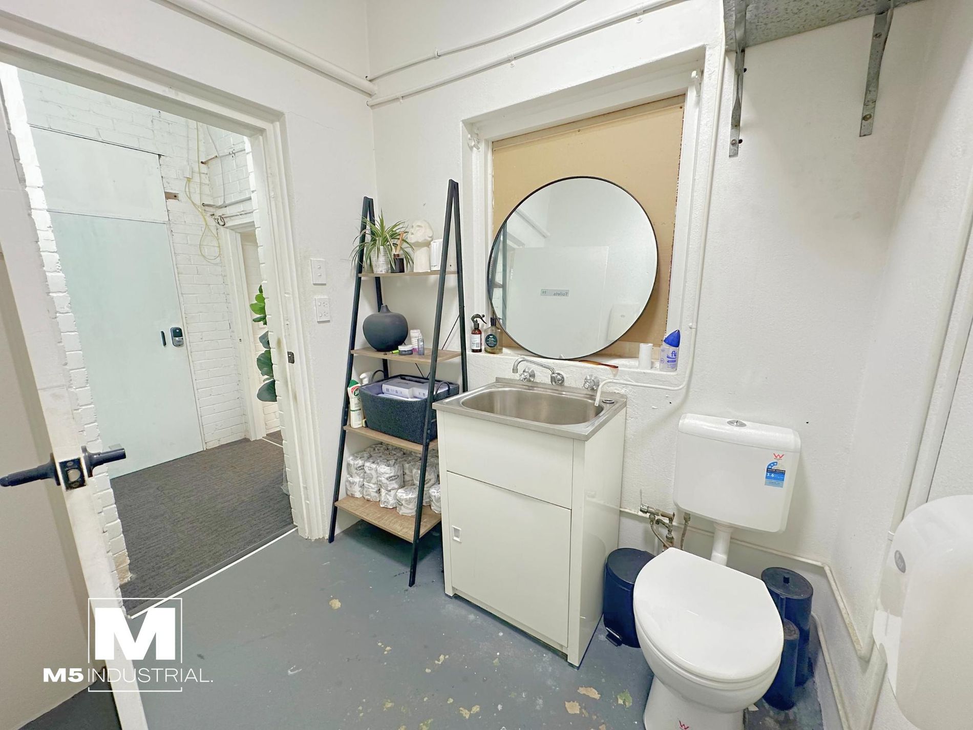 Rear / 417 Burwood Road, Belmore